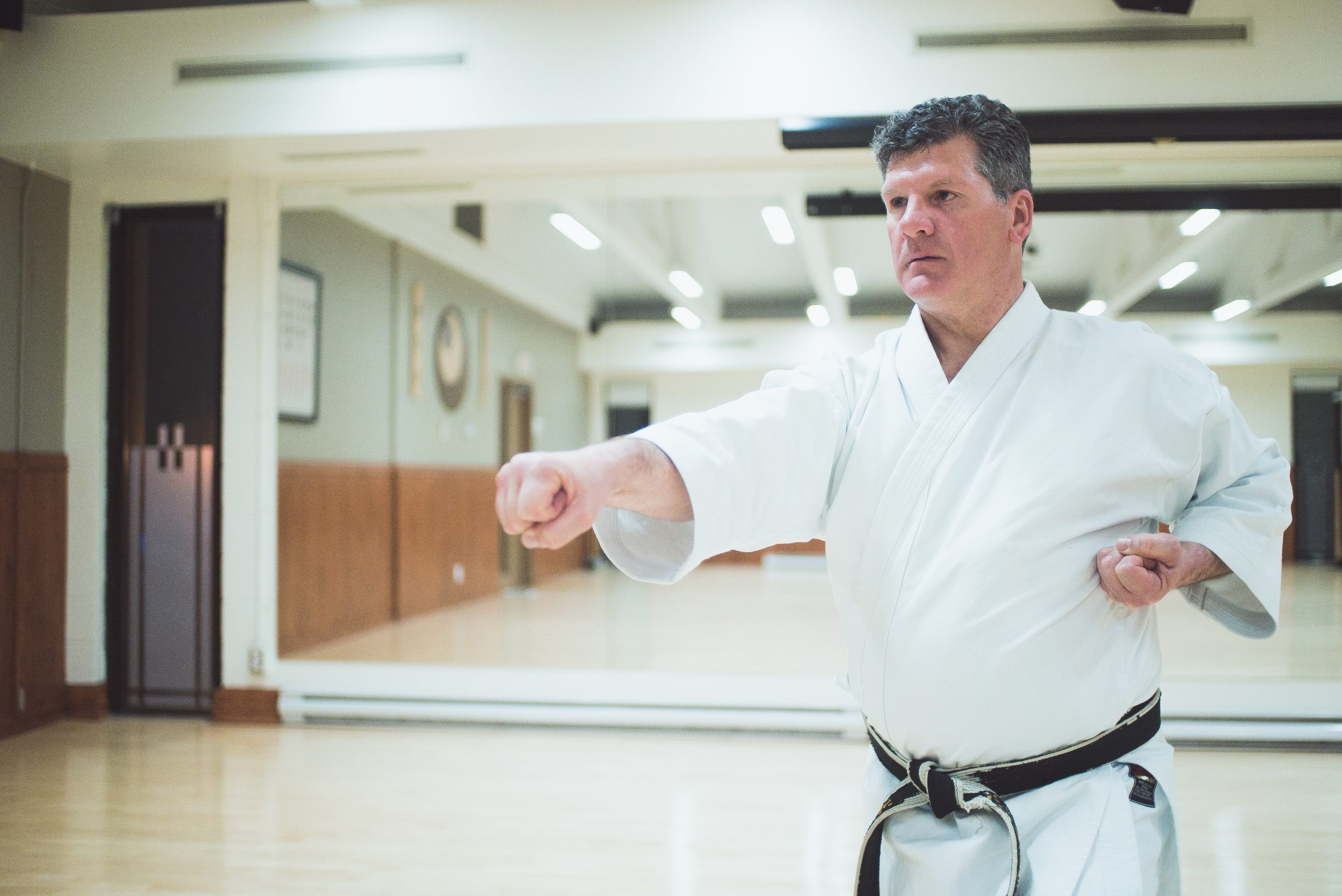 Patrick Mathieu Karate Portrait d'un élu karatéka - Journal de Sainte-Julie
